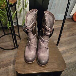 Freebird by Steven Baker Ankle LEATHER boots - EUC!